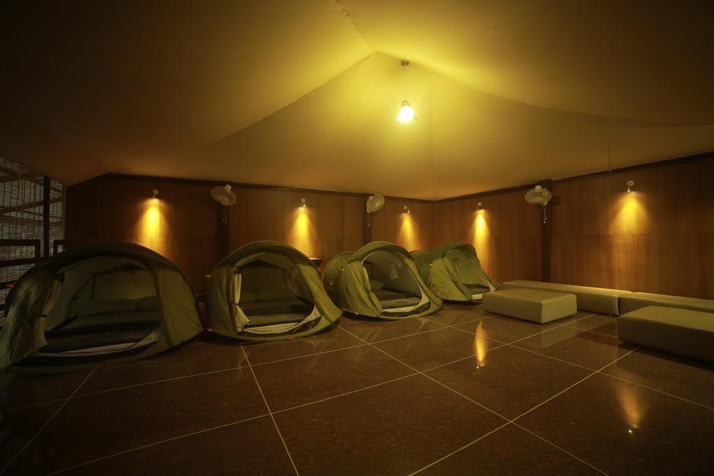 Hotel Icon Residency à Kalpatta Extérieur photo